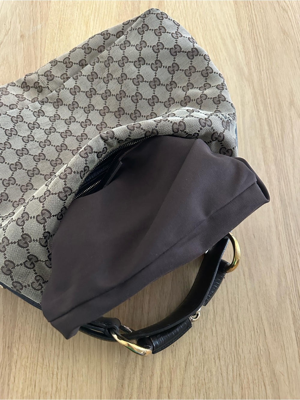 Gucci Horsebit hobo shoulder bag with COA - Picture 8 of 16